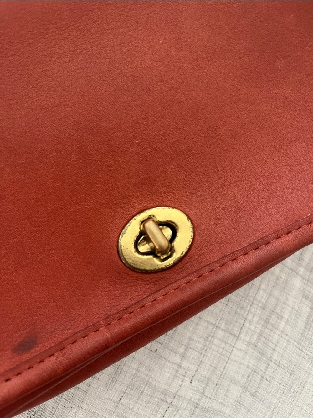 Vintage Coach 9755 Penny Pocket Purse in brick red glove tanned leather - Picture 3 of 15